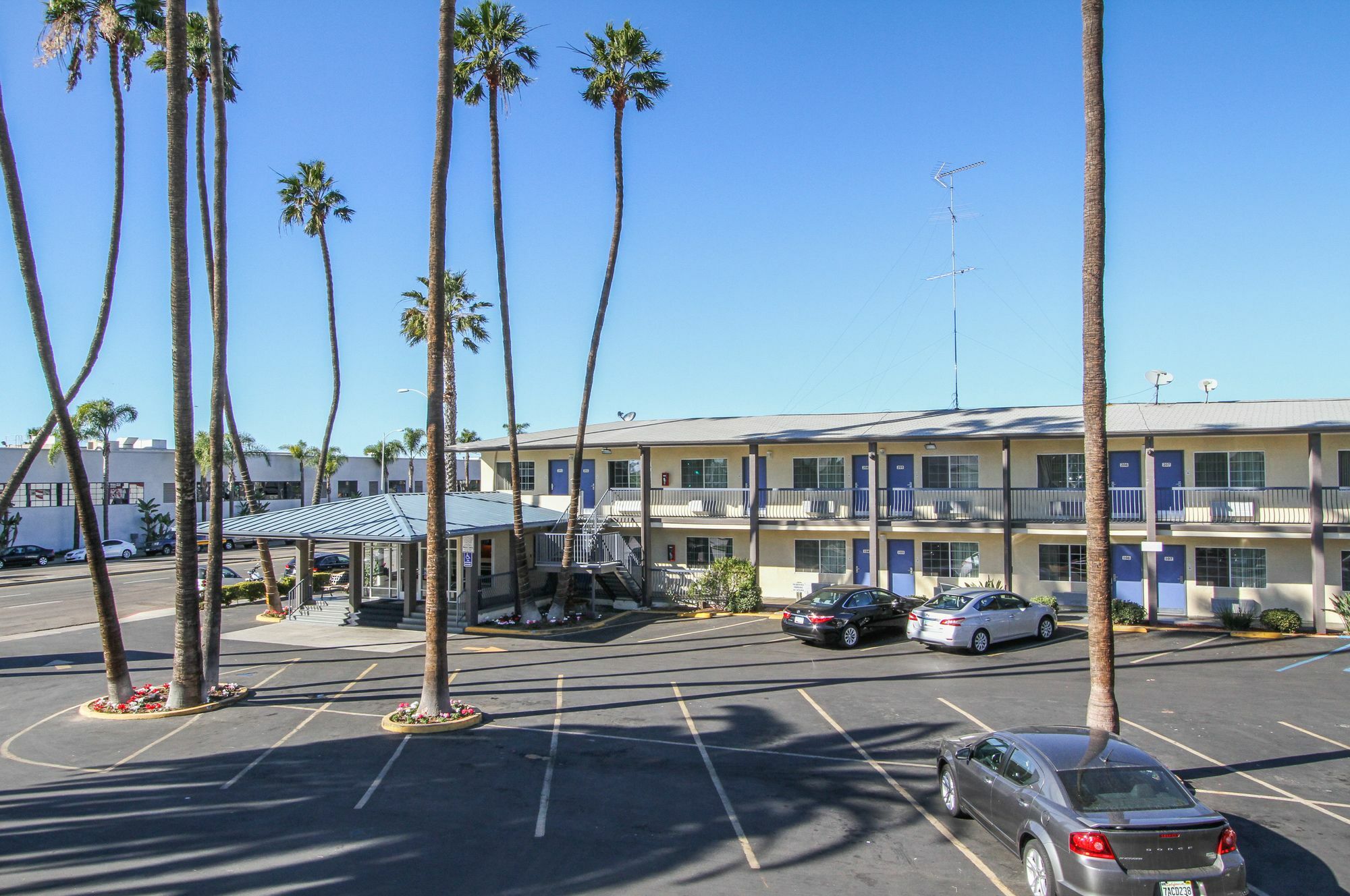 Motel 6 San Diego, Ca Airport Harbor מראה חיצוני תמונה